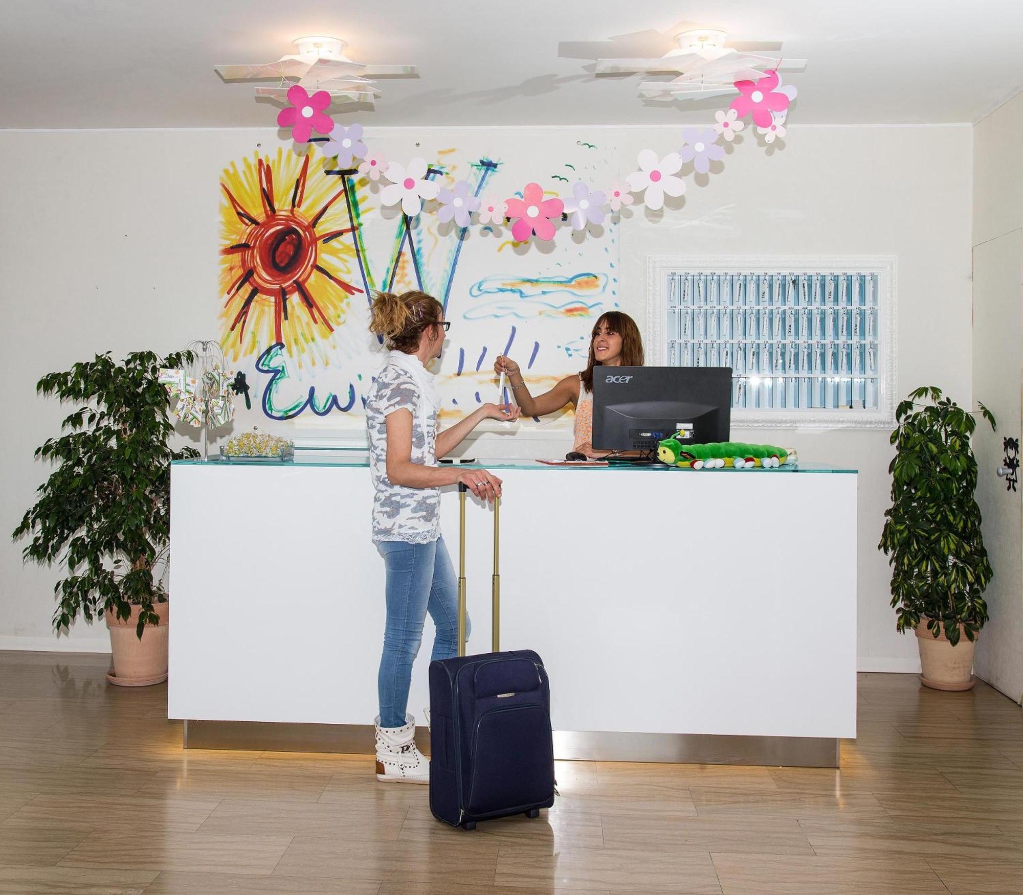 Hotel Adelphi リッチョーネ エクステリア 写真