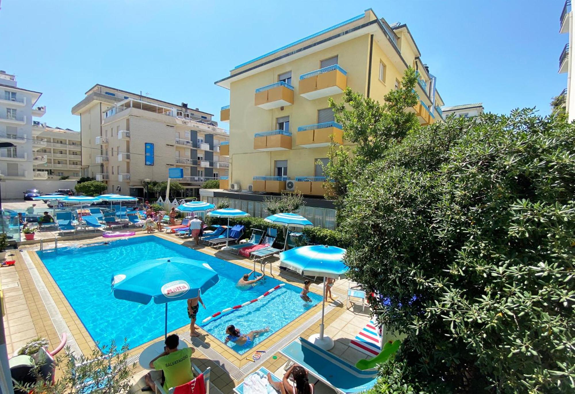 Hotel Adelphi リッチョーネ エクステリア 写真