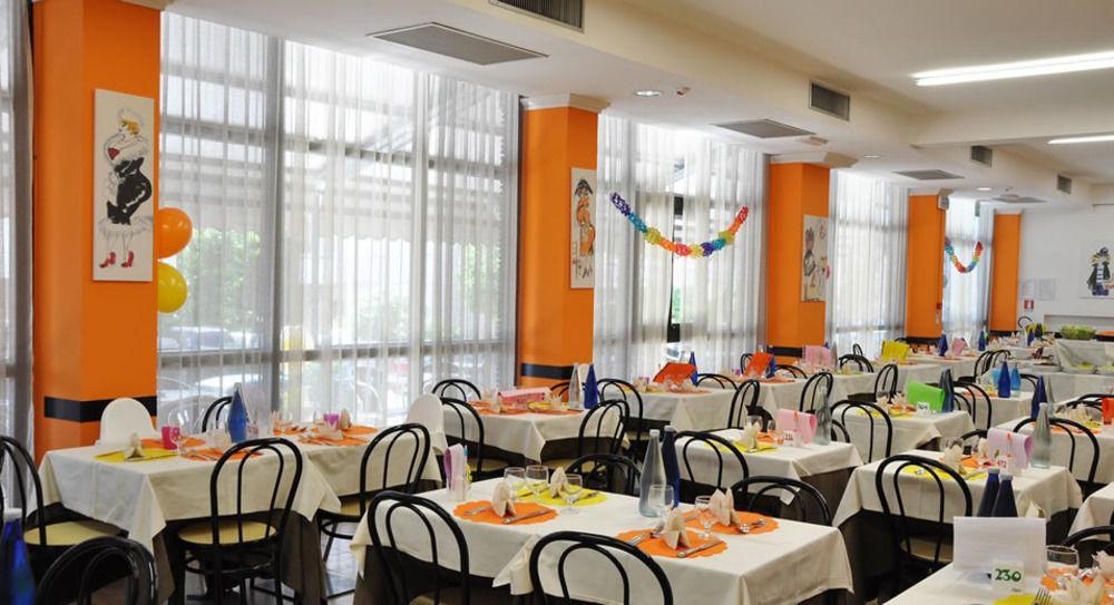 Hotel Adelphi リッチョーネ エクステリア 写真